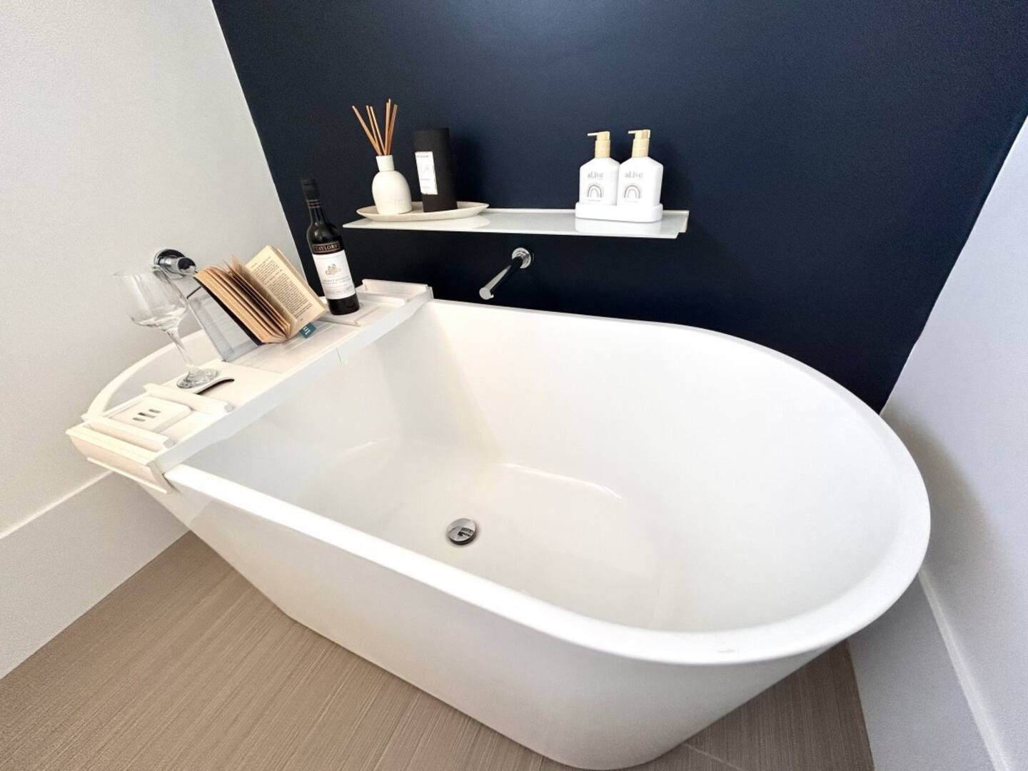 Moonta-spa-quality-bnb